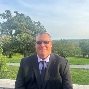 Meet your Posher, Fred